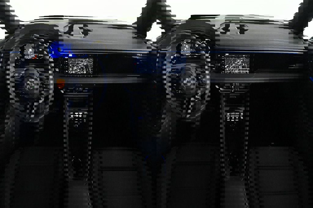 Certified 2025 Porsche Macan Electric image 12