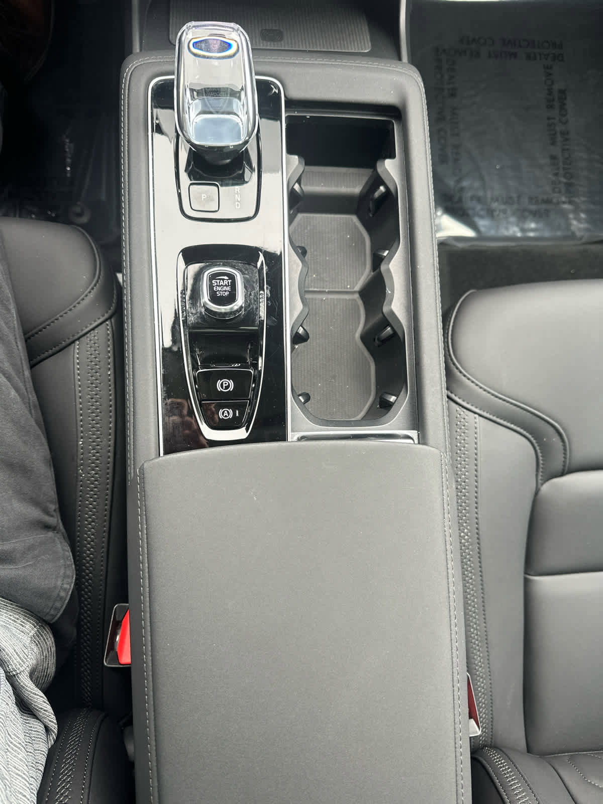 Used 2026 Volvo XC90 B6 Plus w/ Protection Package Premier image 26