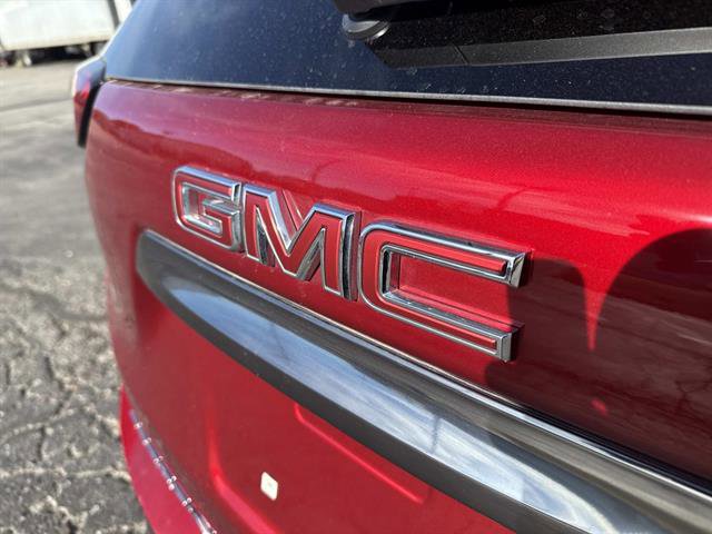 Used 2024 GMC Terrain AT4 image 8
