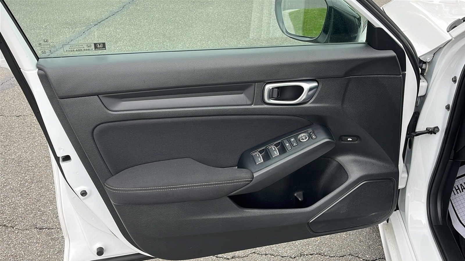 Used 2025 Honda Civic Sport image 9