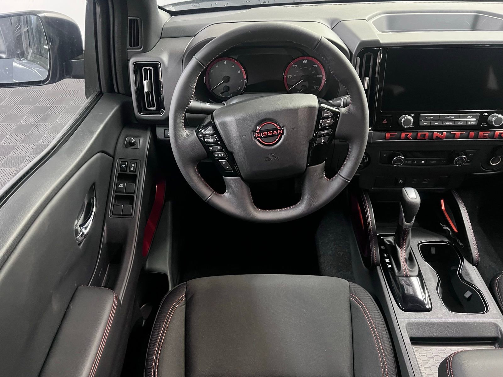 New 2025 Nissan Frontier PRO-4X image 11