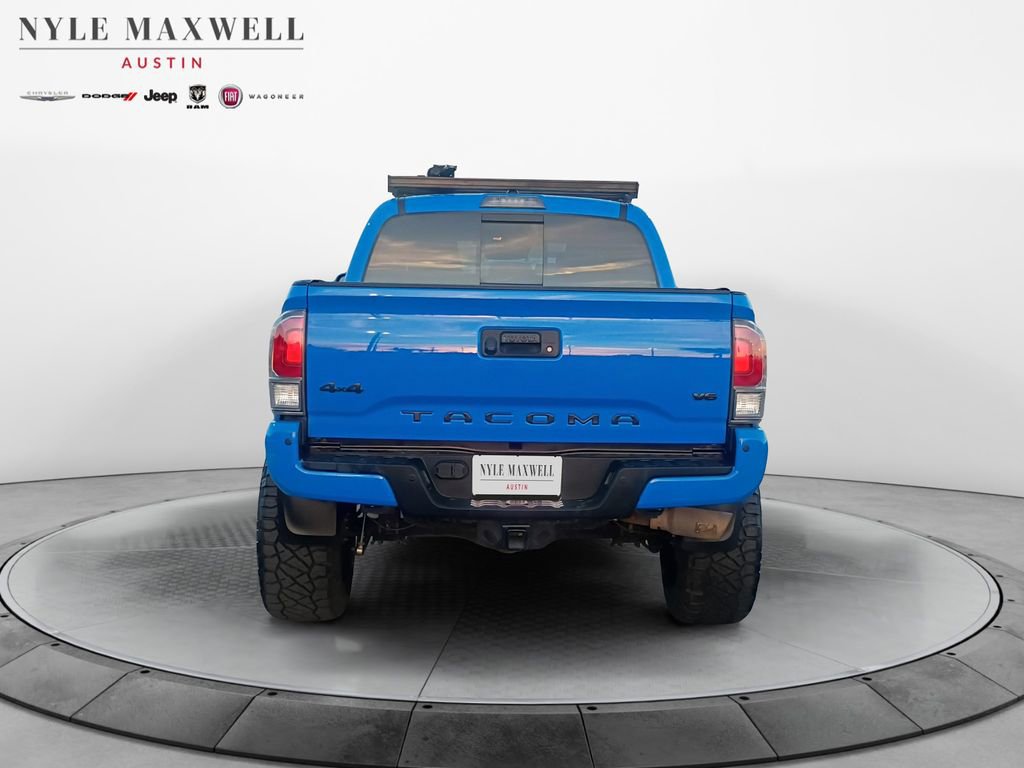 Used 2020 Toyota Tacoma TRD Sport w/ TRD Premium Sport Package image 5