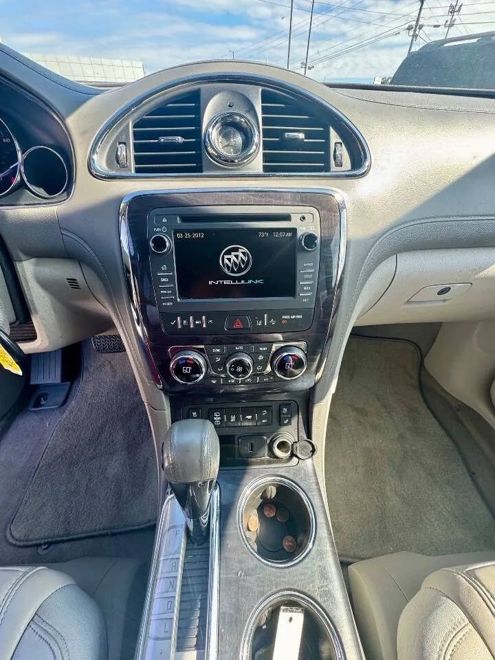 Used 2017 Buick Enclave Premium w/ Trailering Package image 12