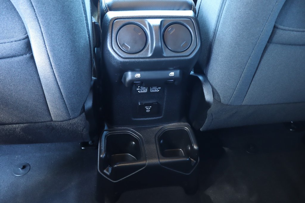 Certified 2026 Jeep Wrangler Unlimited Sahara AWD/4WD image 33