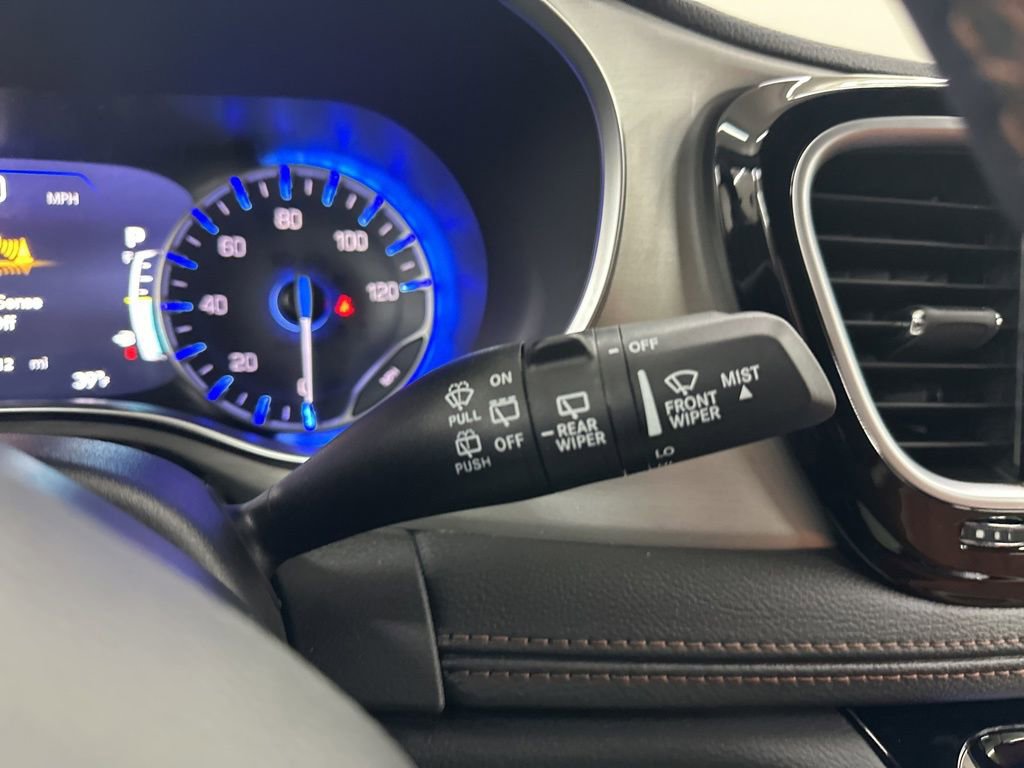 New 2026 Chrysler Pacifica Pinnacle image 35