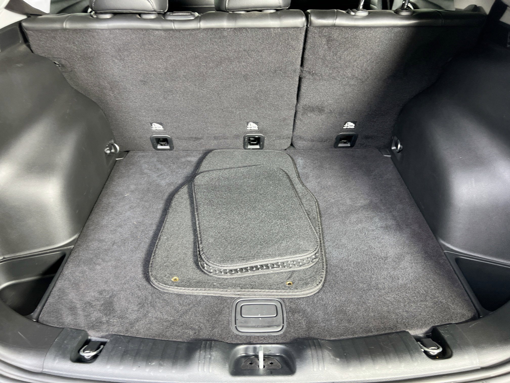 Used 2022 Jeep Compass Trailhawk image 23