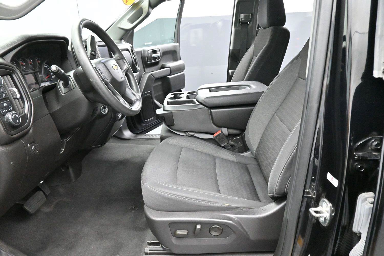 Used 2024 Chevrolet Silverado 1500 Custom AWD/4WD image 12