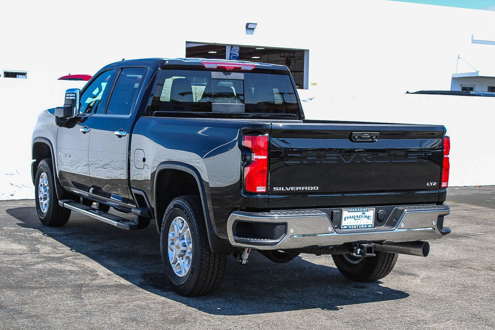New 2026 Chevrolet Silverado 2500 LTZ w/ LTZ Plus Package AWD/4WD image 7