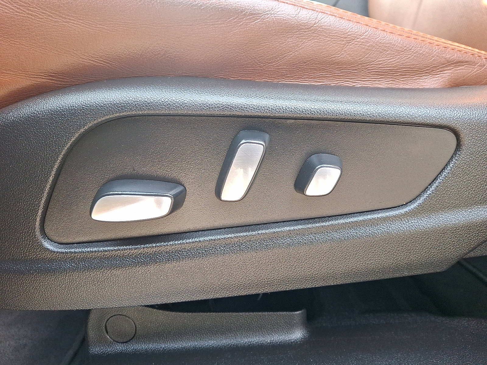 Certified 2023 Cadillac XT5 Premium Luxury image 19