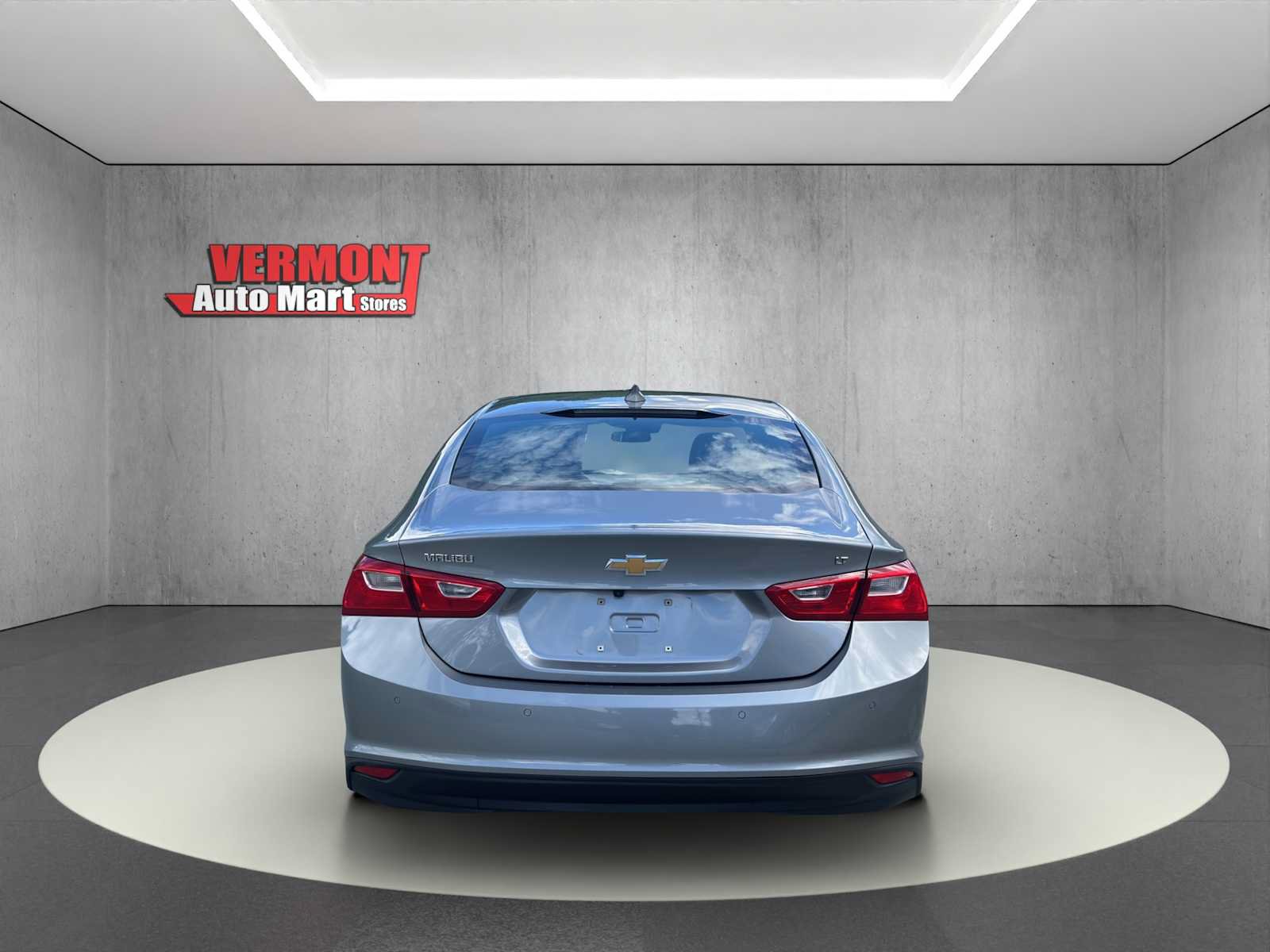Used 2024 Chevrolet Malibu LT FWD image 7