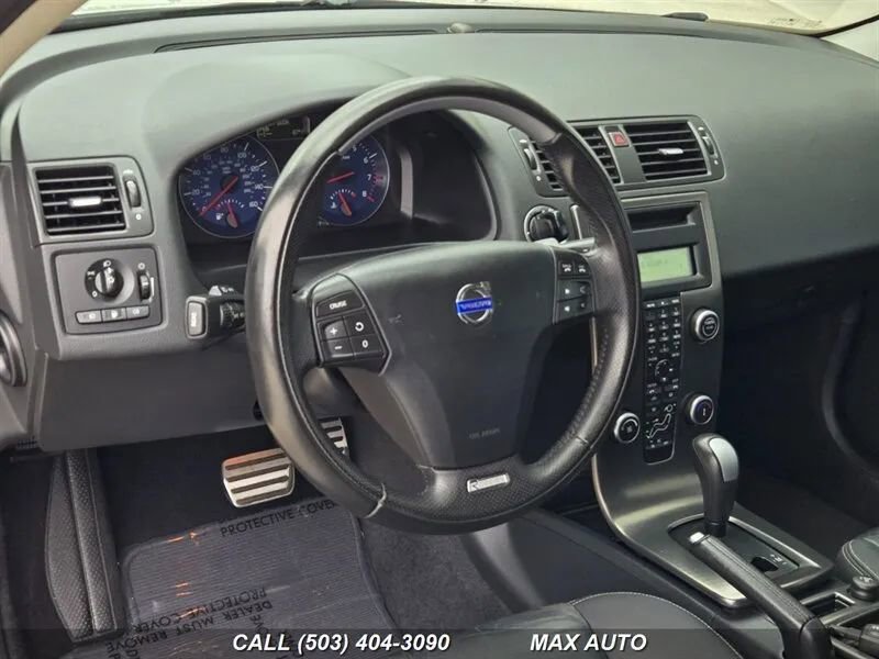 Used 2011 Volvo C30 T5 R-Design image 11