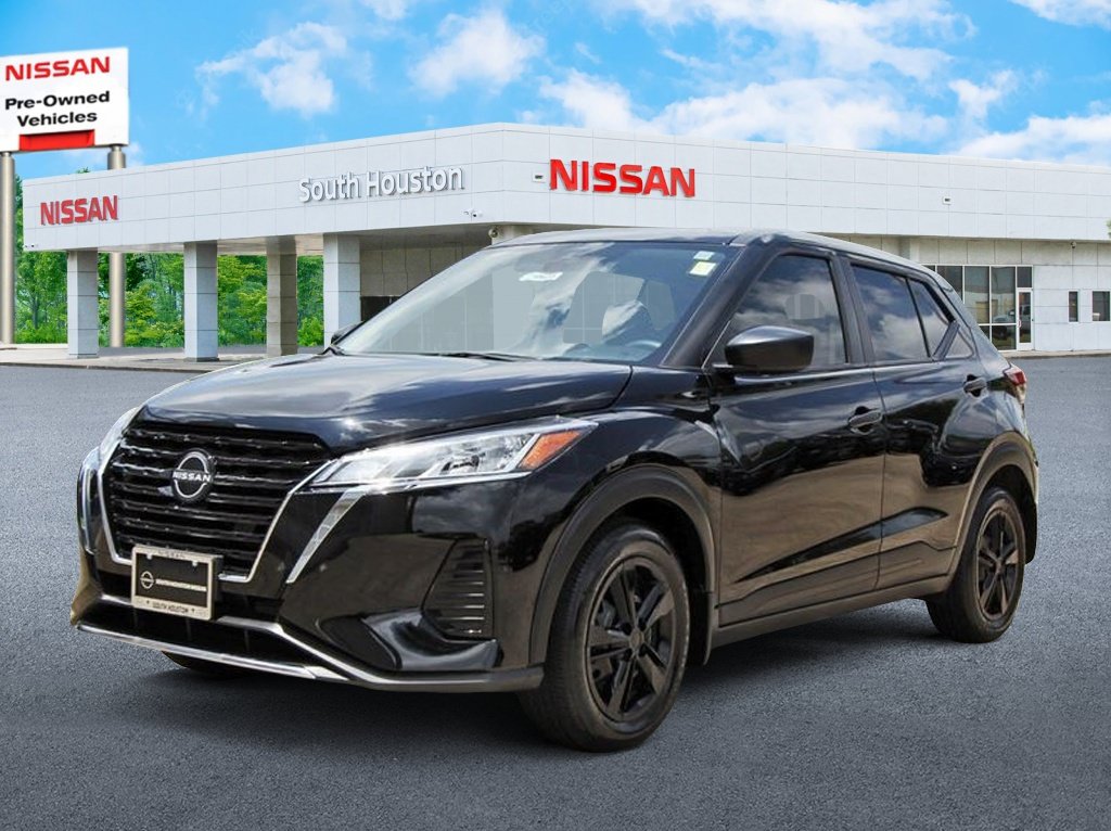Certified 2025 Nissan Kicks Play S FWD image 2