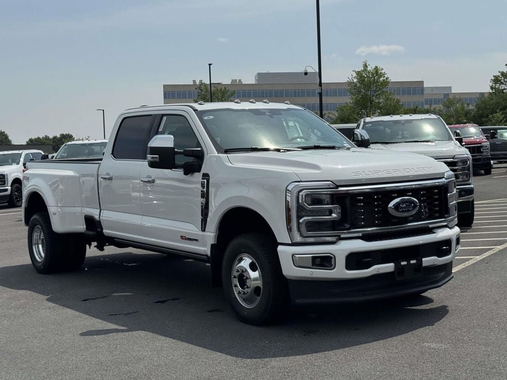 New 2026 Ford F350 Platinum w/ Platinum Plus Package AWD/4WD image 1