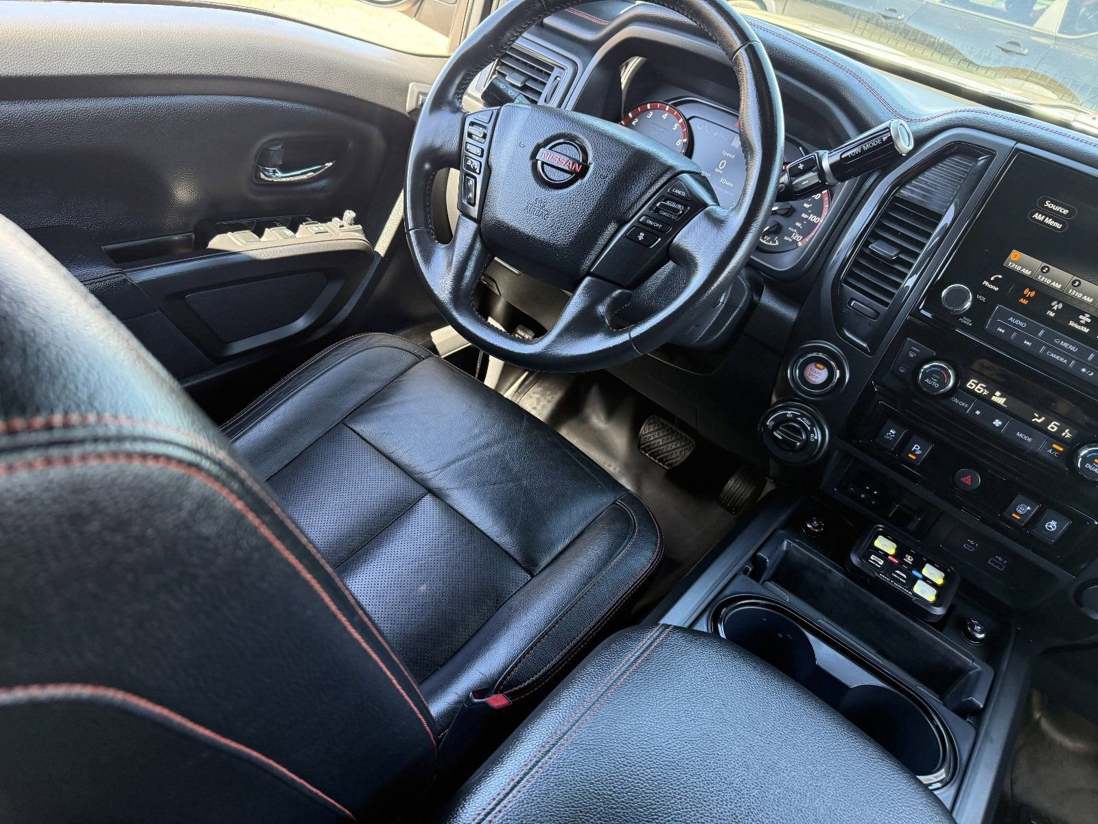 Certified 2021 Nissan Titan PRO-4X w/ Pro-4x Convenience Package image 16