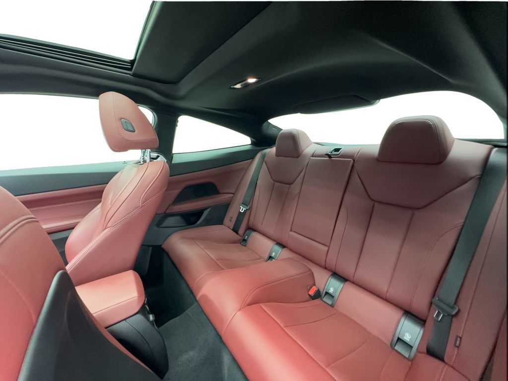 Used 2024 BMW 430i Coupe w/ M Sport Package RWD image 21