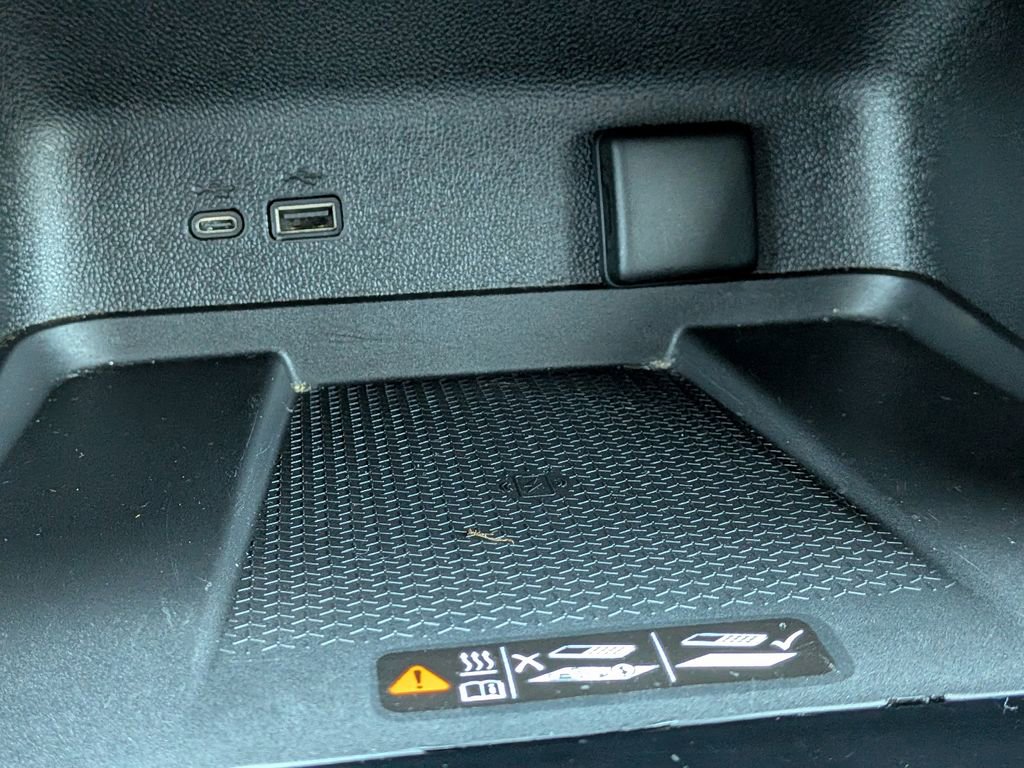 Used 2024 Chevrolet Traverse LT w/ LPO, Floor Liner Package image 23