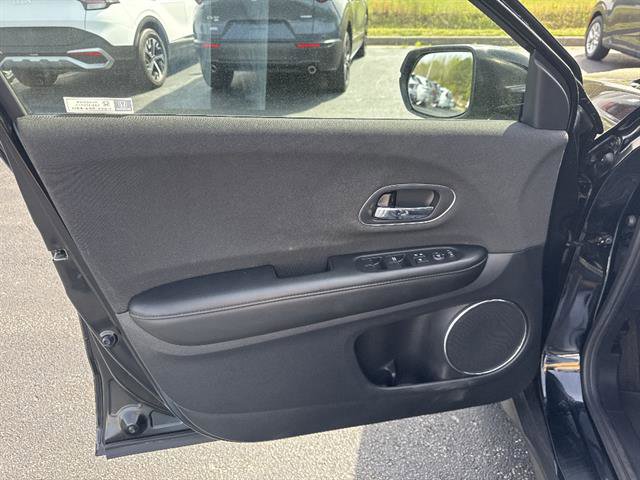 Used 2022 Honda HR-V EX image 7