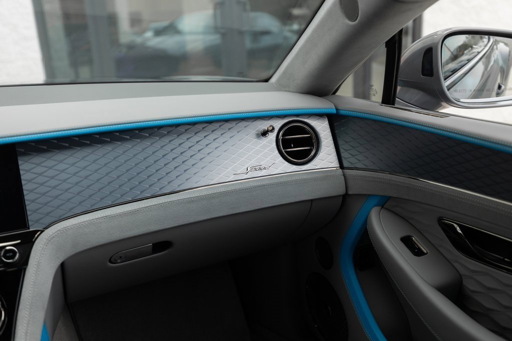 Used 2025 Bentley Continental GT Speed image 27