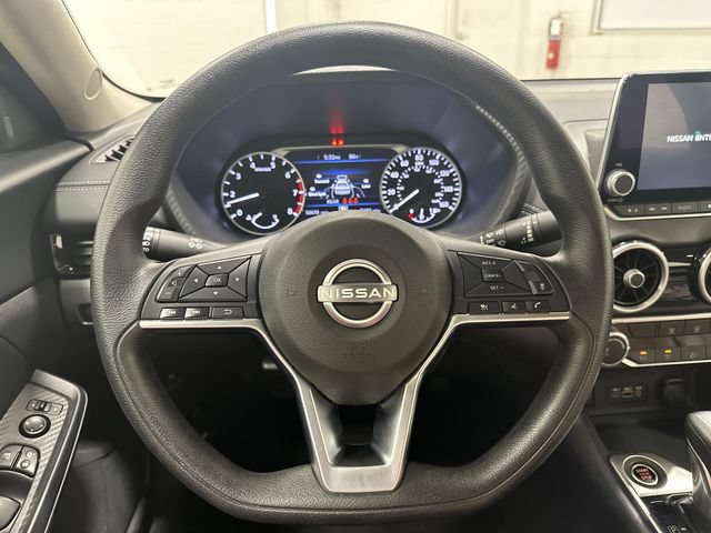 Used 2024 Nissan Altima 2.5 SR FWD image 13