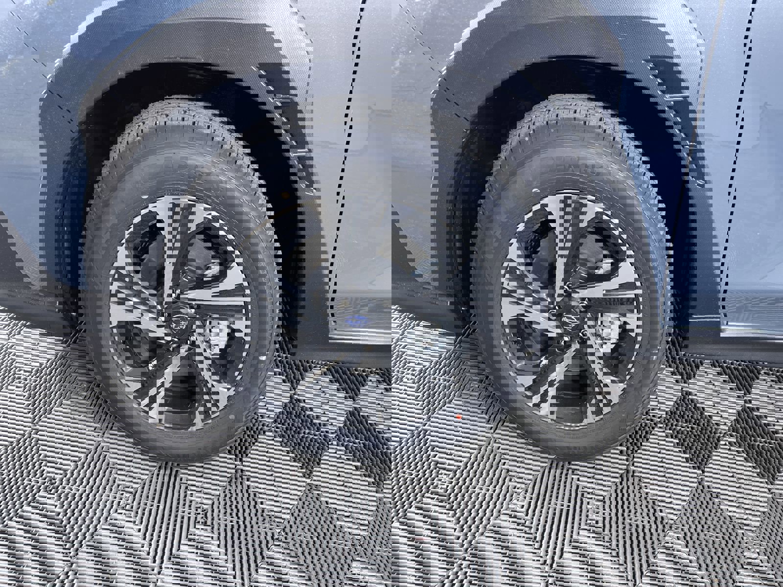 Used 2025 Subaru Crosstrek 2.5i Premium w/ Crosstrek Mirror Package image 23