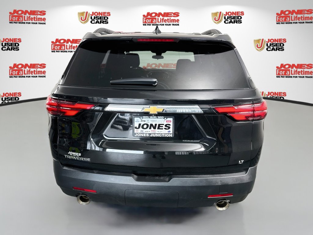 Used 2023 Chevrolet Traverse LT FWD image 14