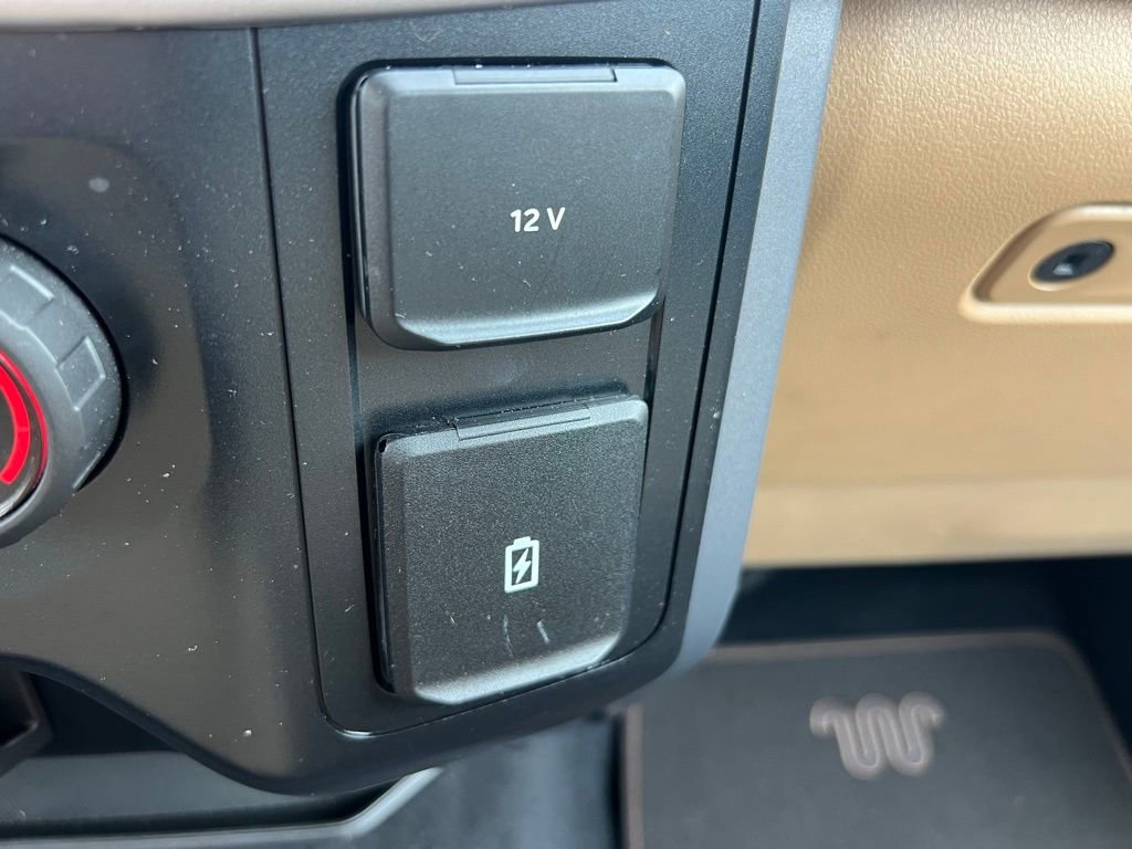 Used 2023 Ford F150 XLT image 30