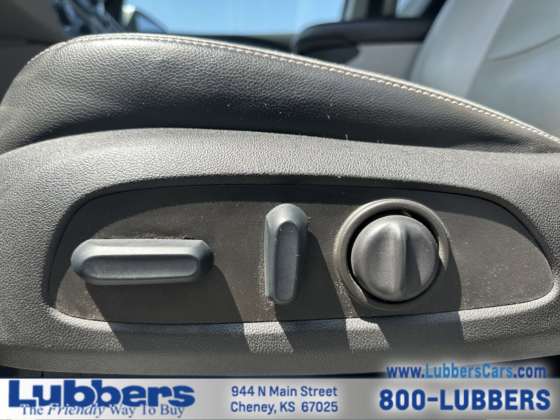 Used 2022 GMC Terrain SLT FWD image 12