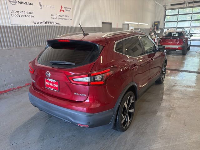 Certified 2022 Nissan Rogue Sport SL w/ Premium Package AWD/4WD image 3