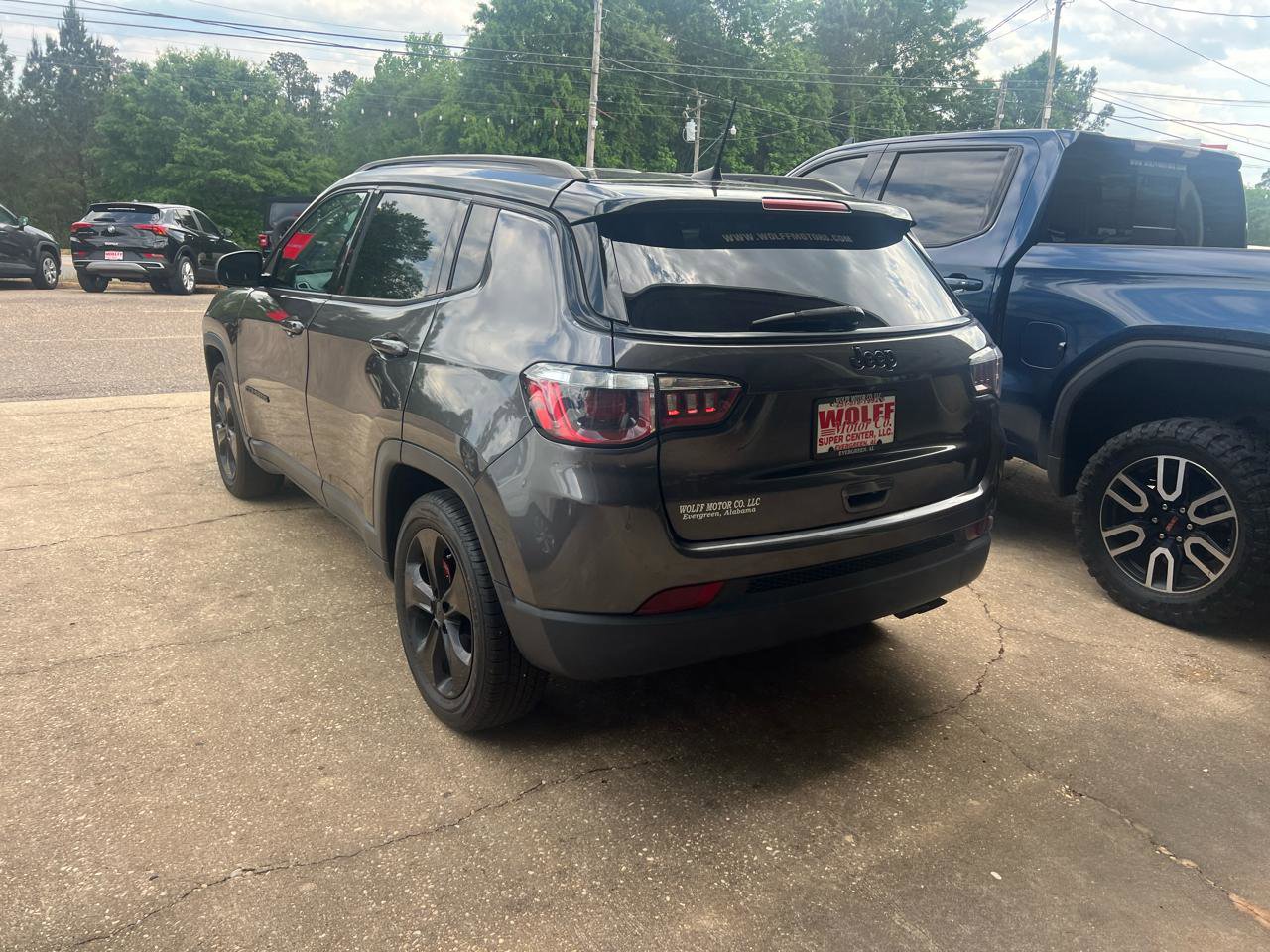 Used 2019 Jeep Compass Latitude FWD image 7