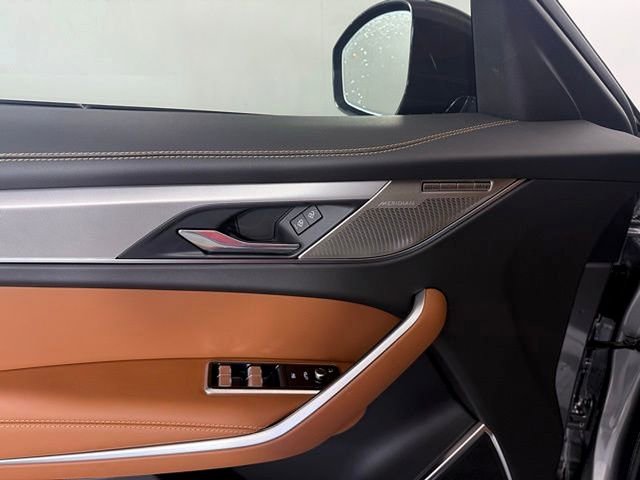 New 2025 Jaguar F-PACE R-Dynamic S image 26