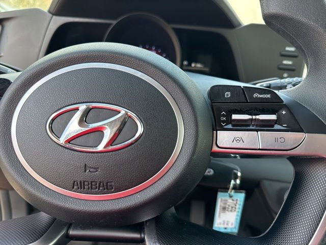 Certified 2023 Hyundai Elantra SE image 38