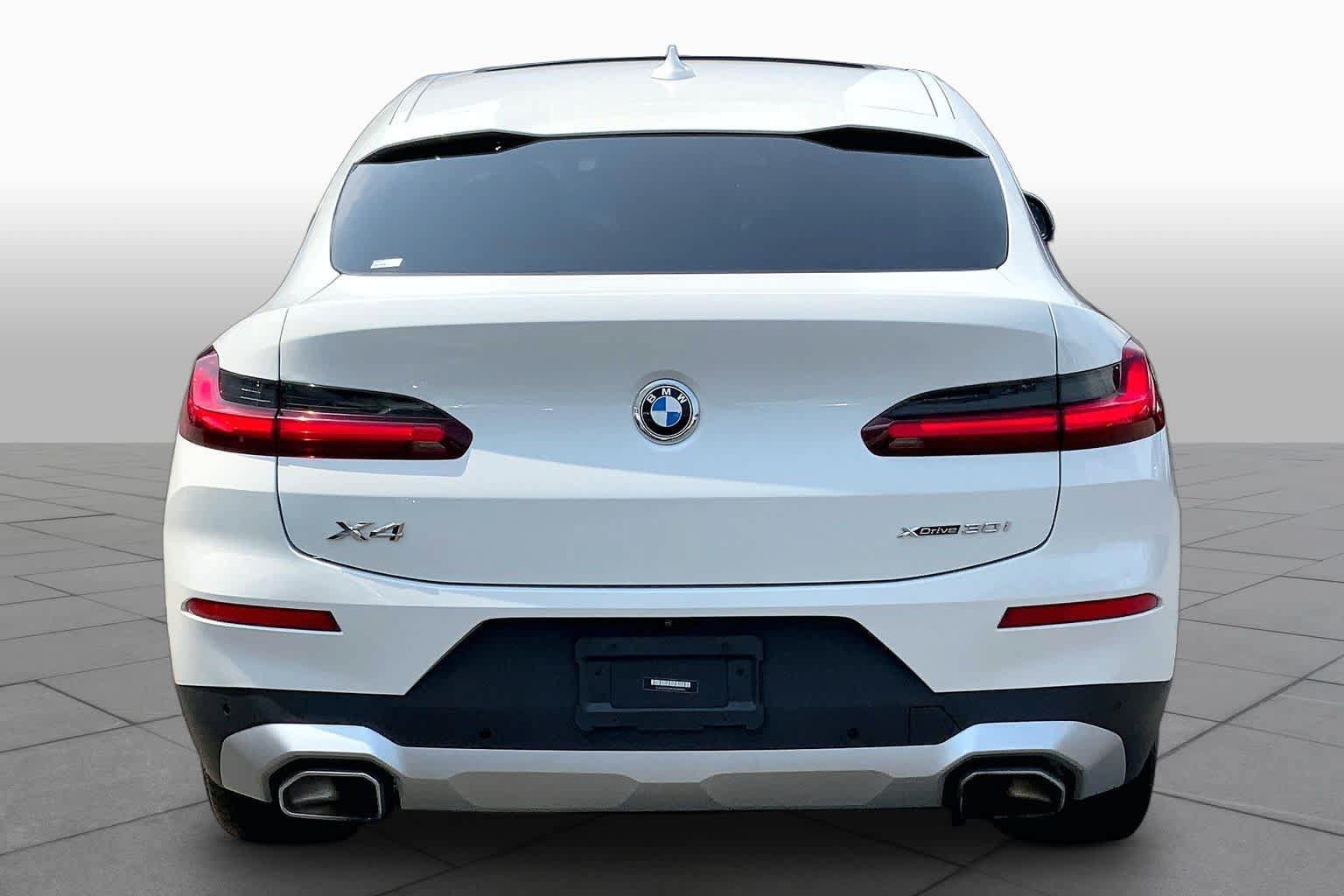 Used 2022 BMW X4 xDrive30i w/ Convenience Package AWD/4WD image 5