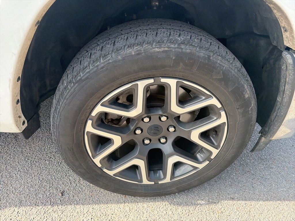 Used 2025 RAM 1500 Laramie image 16