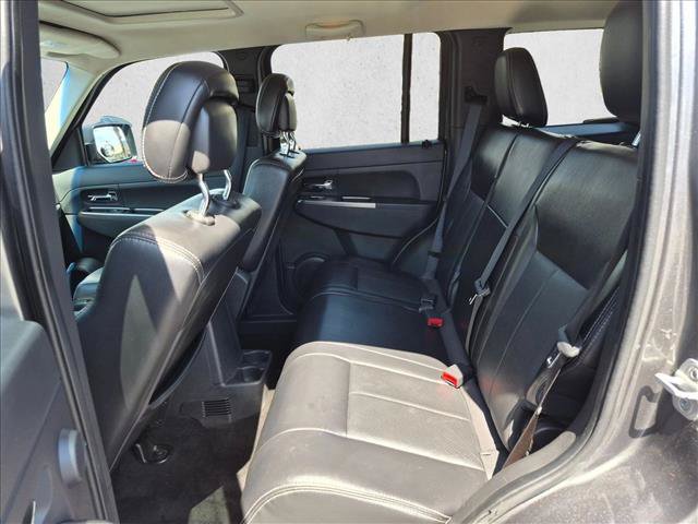 Used 2012 Jeep Liberty Limited Jet w/ Comfort/Convenience Group AWD/4WD image 15