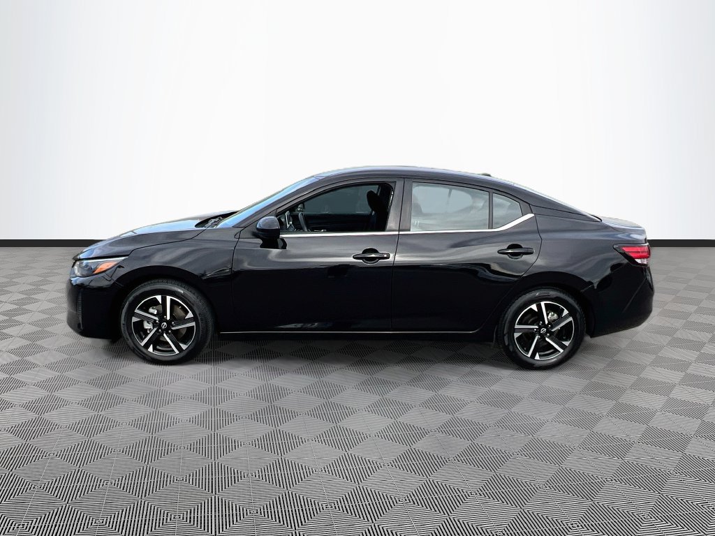 Used 2024 Nissan Sentra SV FWD image 4