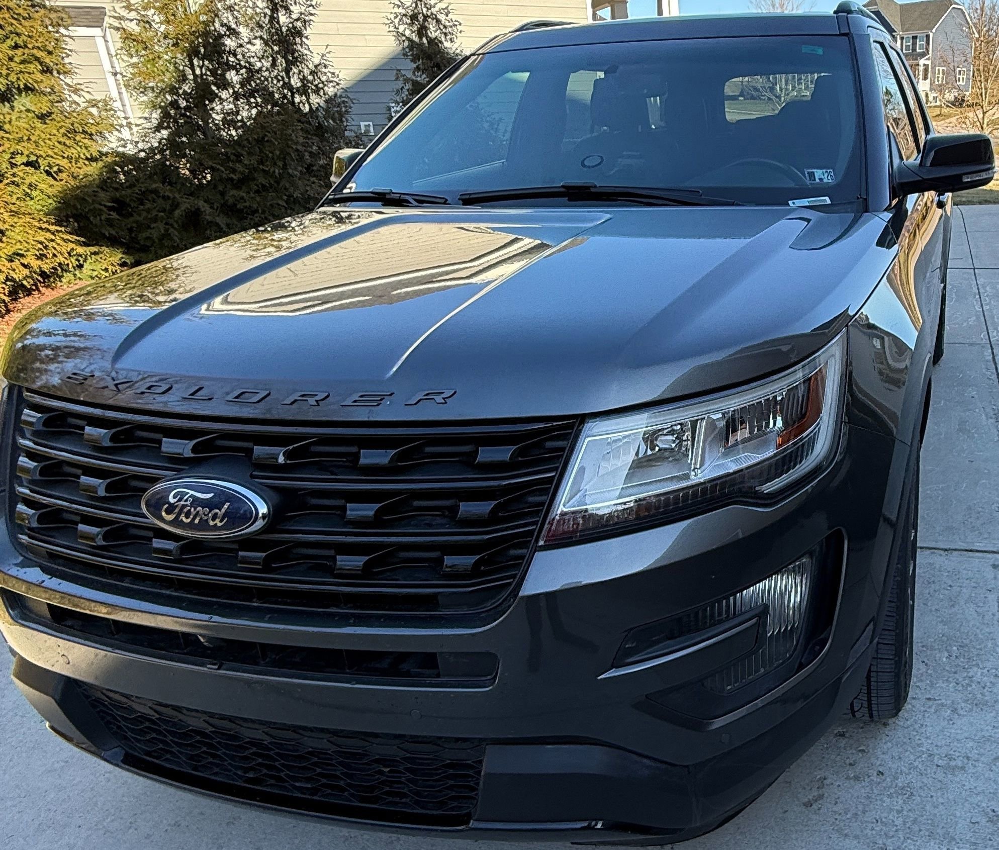 Used 2016 Ford Explorer Sport w/ Equipment Group 401A image 2