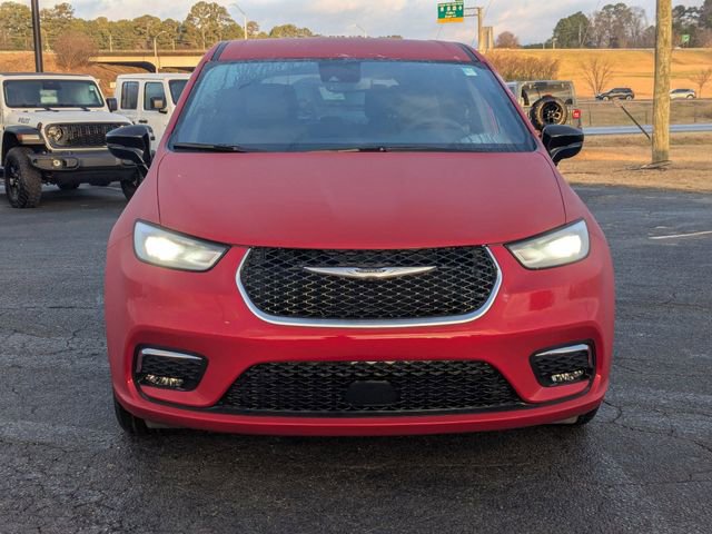 New 2026 Chrysler Pacifica Select image 3