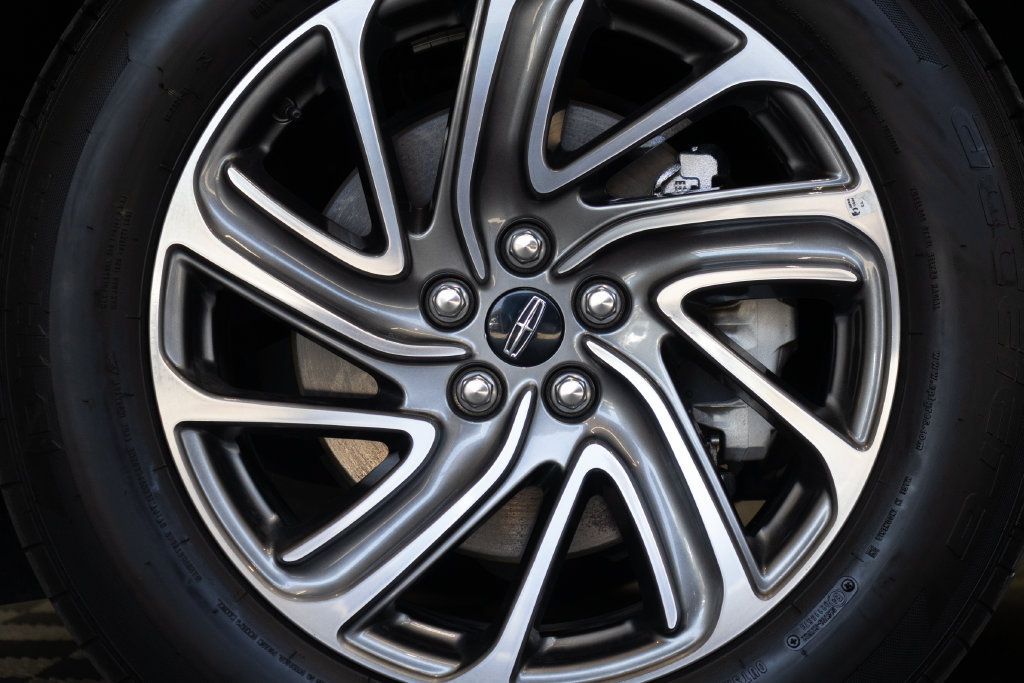 Used 2023 Lincoln Aviator AWD image 10