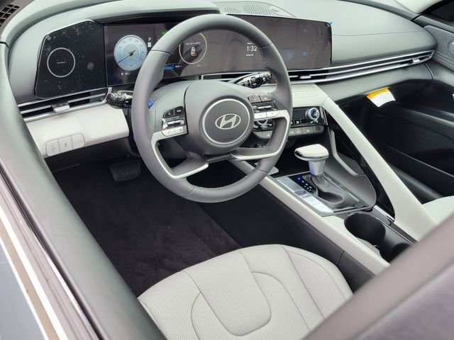 New 2026 Hyundai Elantra Limited image 3