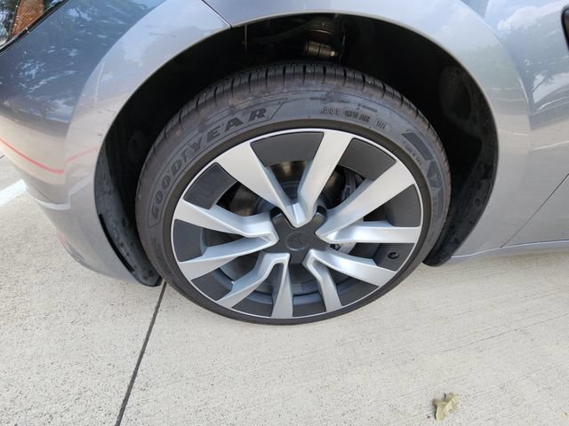 Used 2025 Tesla Model 3 Long Range RWD image 9