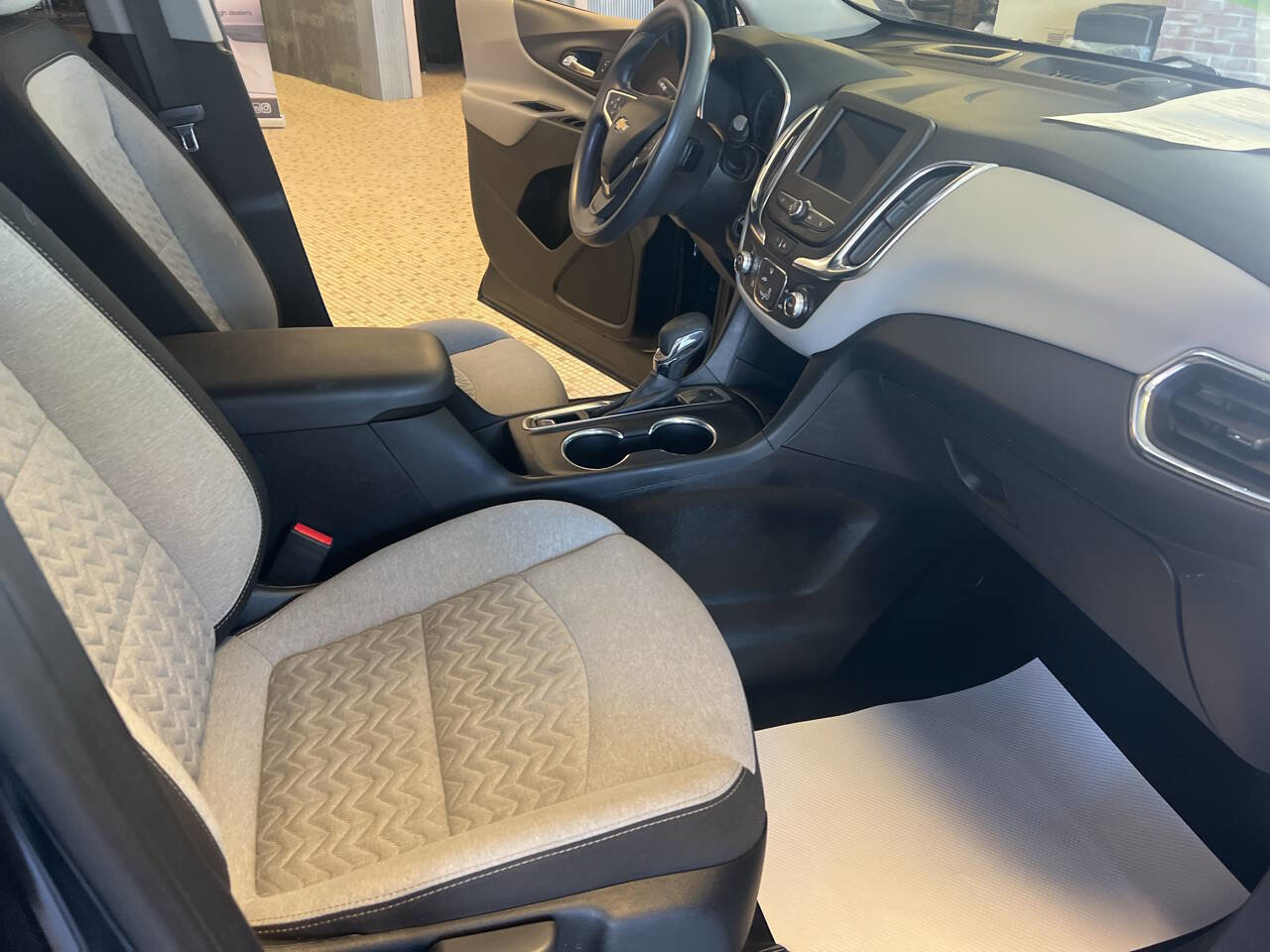 Used 2022 Chevrolet Equinox LS image 55