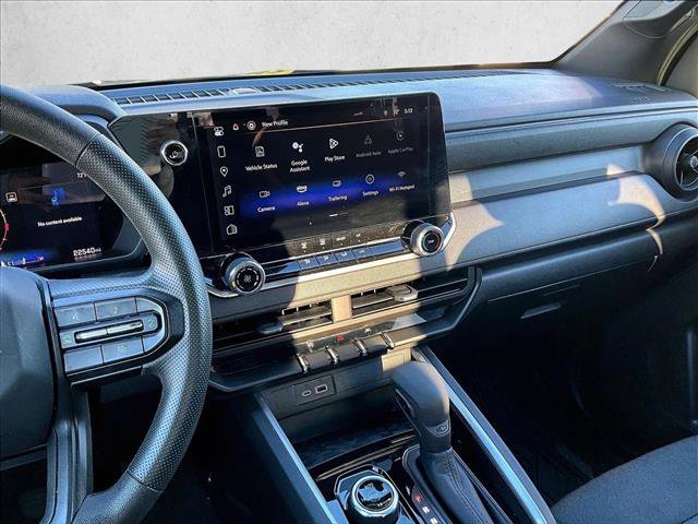 Certified 2024 Chevrolet Colorado Trail Boss w/ Technology Package AWD/4WD image 8