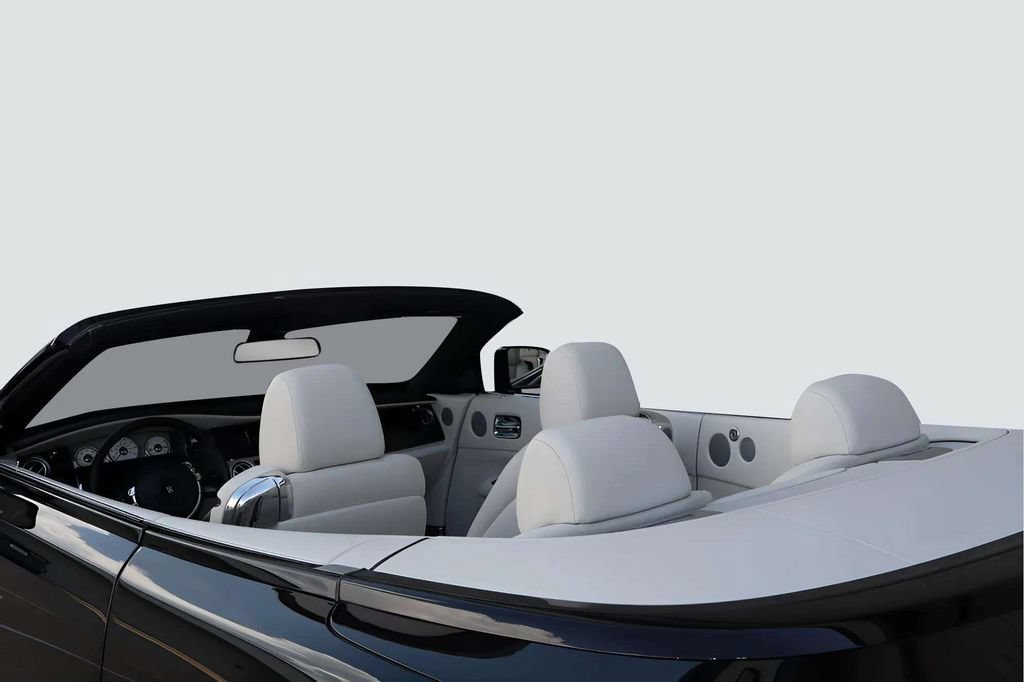 Used 2018 Rolls-Royce Dawn RWD image 10