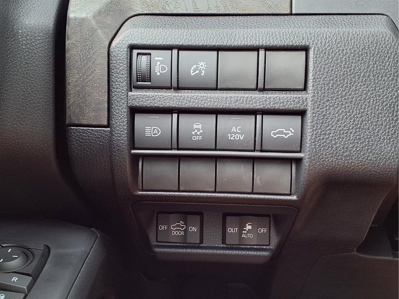 New 2026 Toyota Tacoma Limited AWD/4WD image 23