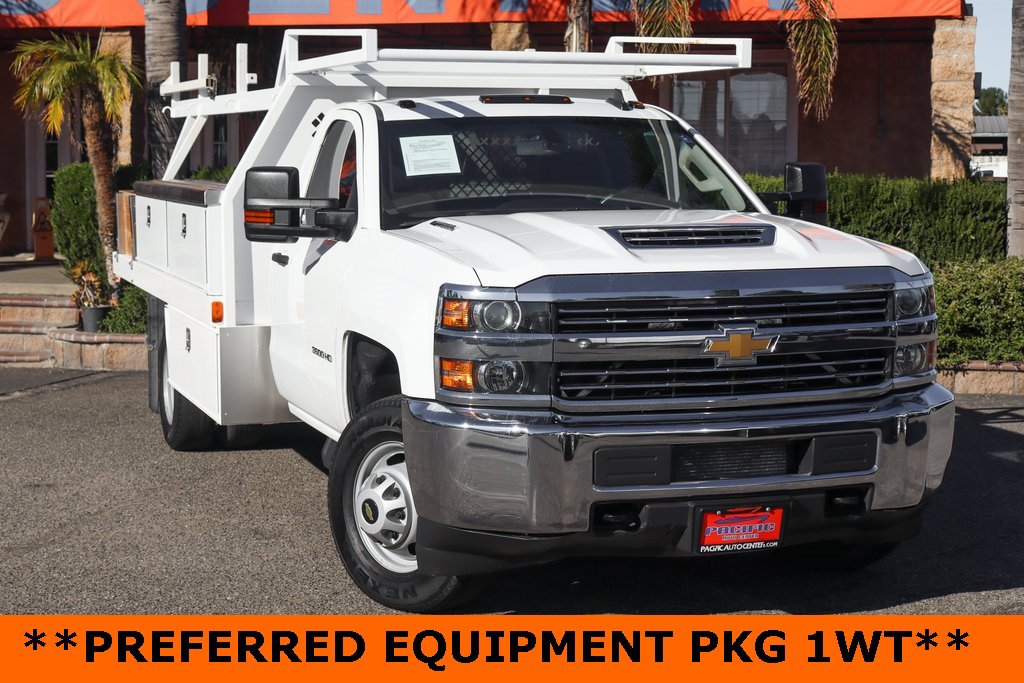 Used 2018 Chevrolet Silverado 3500 W/T w/ WT Convenience Package image 2