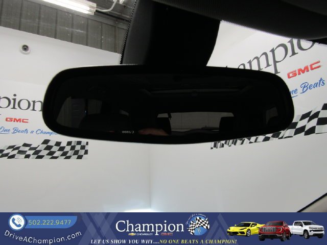 Used 2018 Buick Enclave Essence AWD/4WD image 38