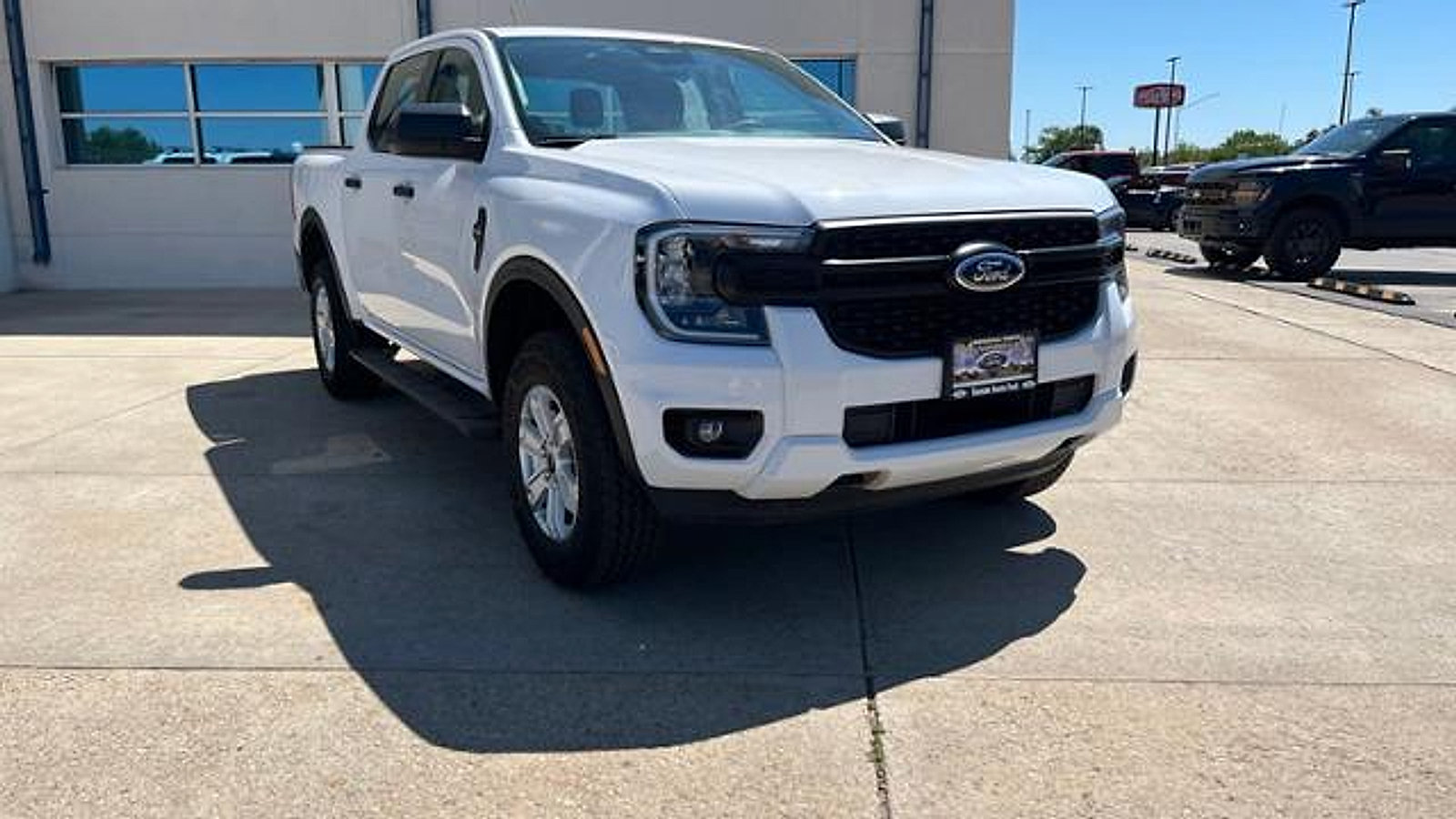 Used 2024 Ford Ranger XL AWD/4WD image 3