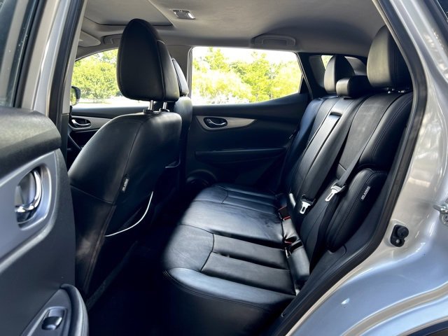 Used 2020 Nissan Rogue Sport SL w/ Premium Package image 20