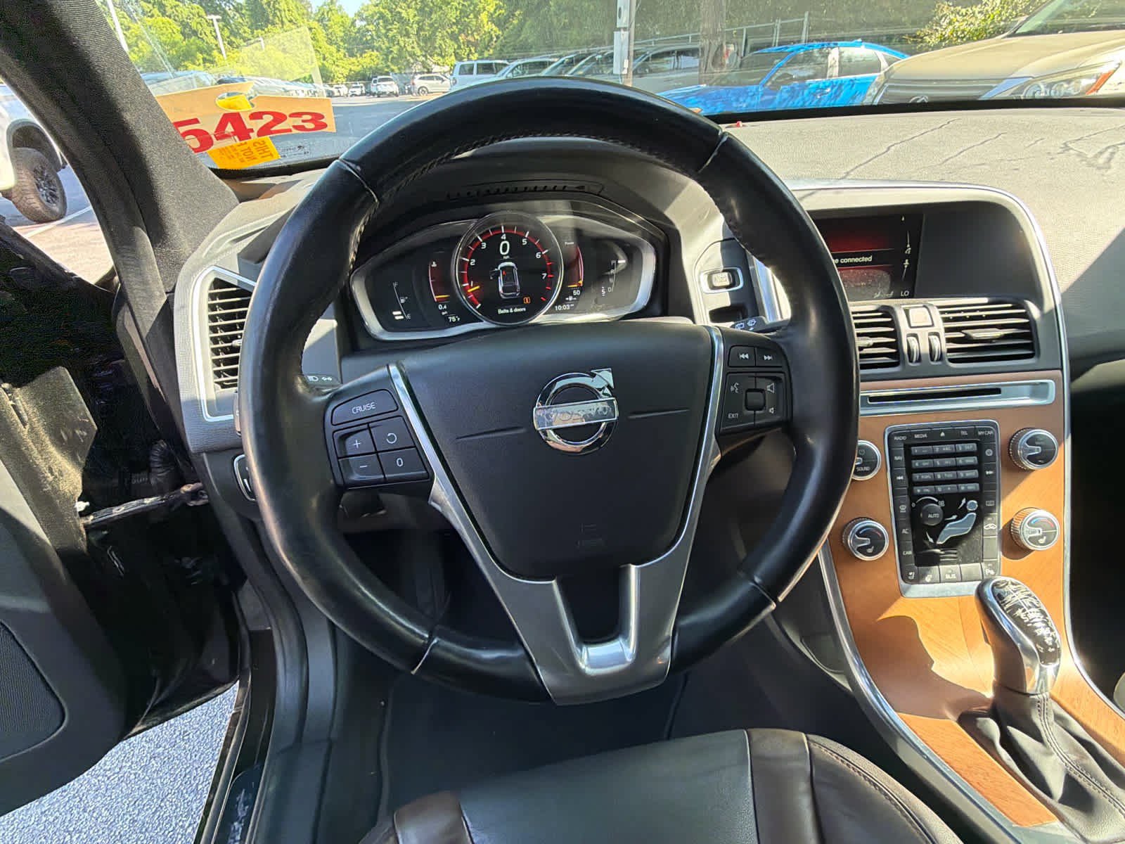 Used 2015 Volvo XC60 T5 w/ Climate Package AWD/4WD image 28