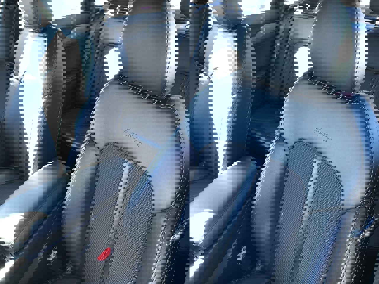 Used 2023 Kia K5 GT-Line image 12